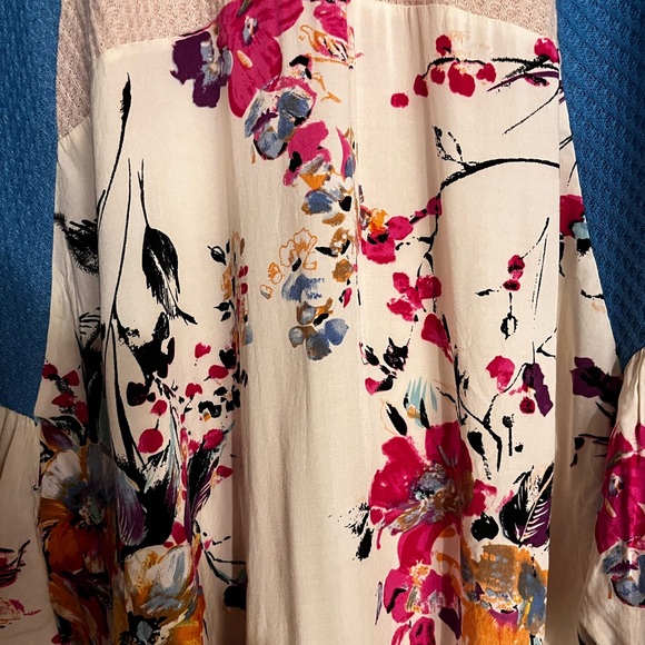 Waffle Block Print Floral Batwing top - Picture 5 of 6